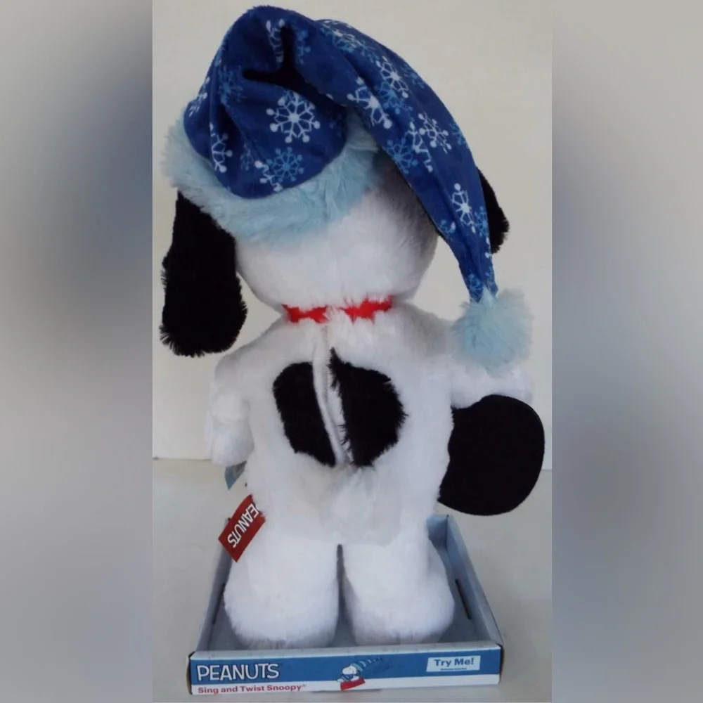 Peanuts Christmas Snoopy Plush with Guitar - He plays the Peanuts Song - Picture 3 of 4